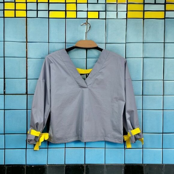 * NEW Sheer Italy Blue Cropped V Neck Stretch Cotton Blouse w/ Yellow Ties US S - Picture 1 of 6